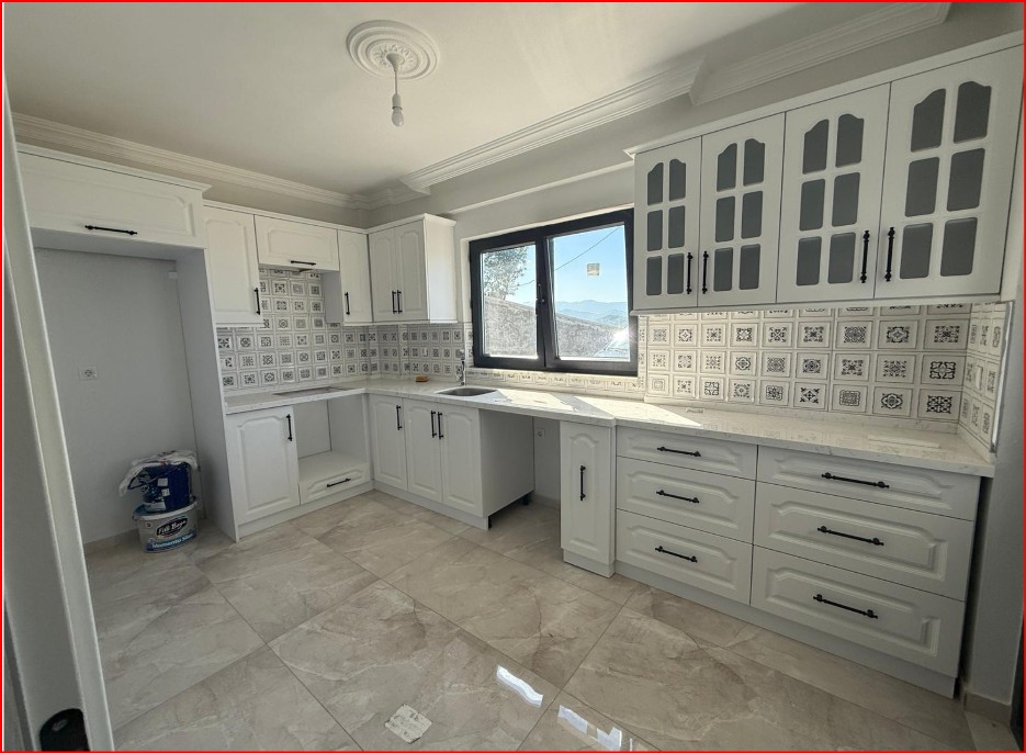 UĞURLU APARTMAN